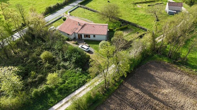 Maison à vendre à Chanteloup, 115 m²