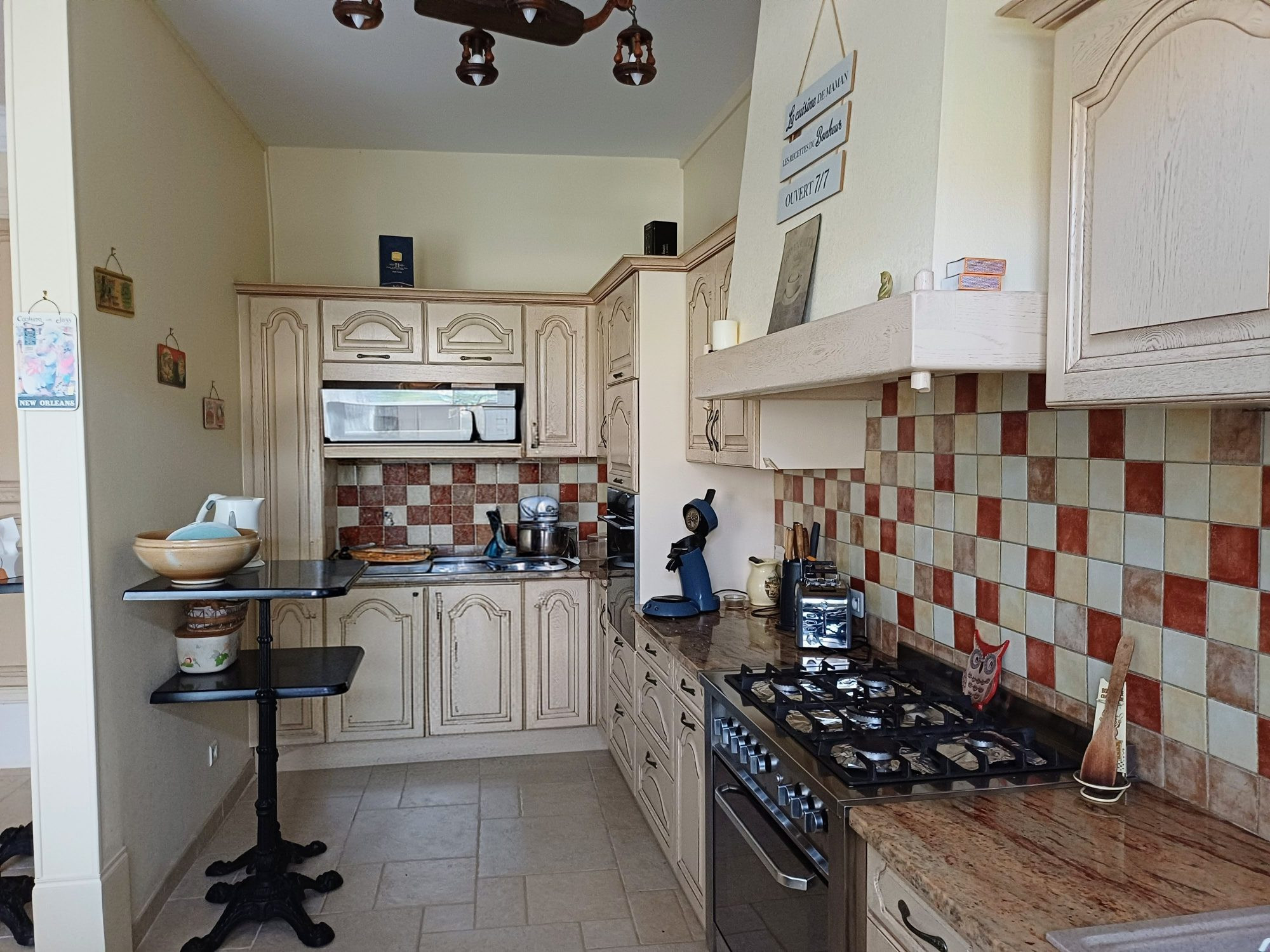 Maison à vendre à Lézinnes, 188 m²
