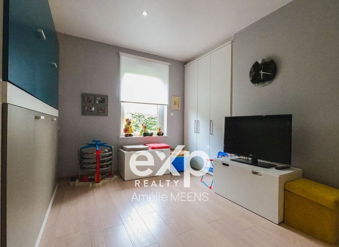 Pavillon contemporain de plain-pied sur 851 m²