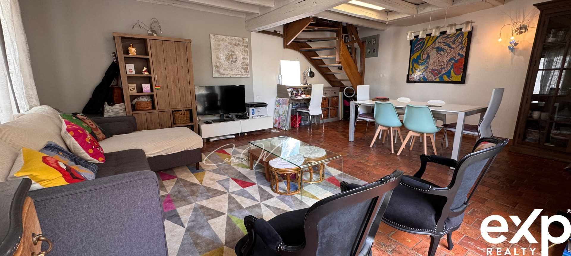 Charming House 5