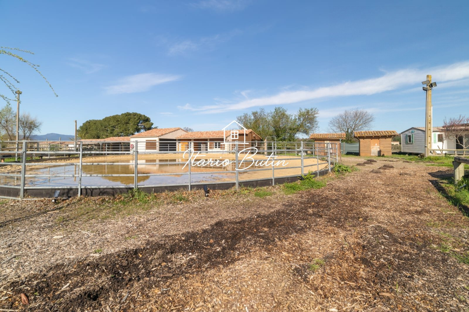 Maison à vendre à Le Pouget, 200 m²