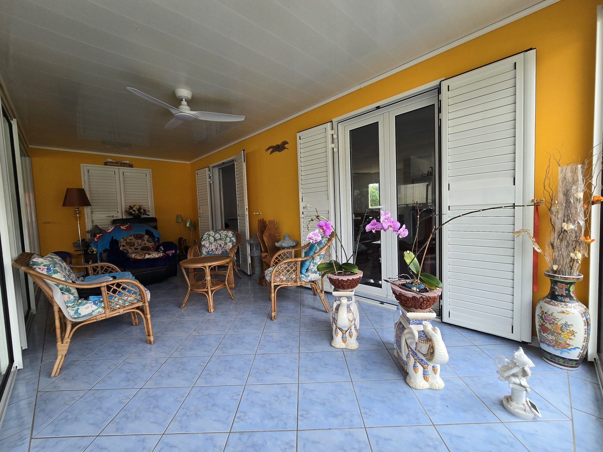 🏔️ Single-Story Home with Breathtaking Views – Peace & Nature 4