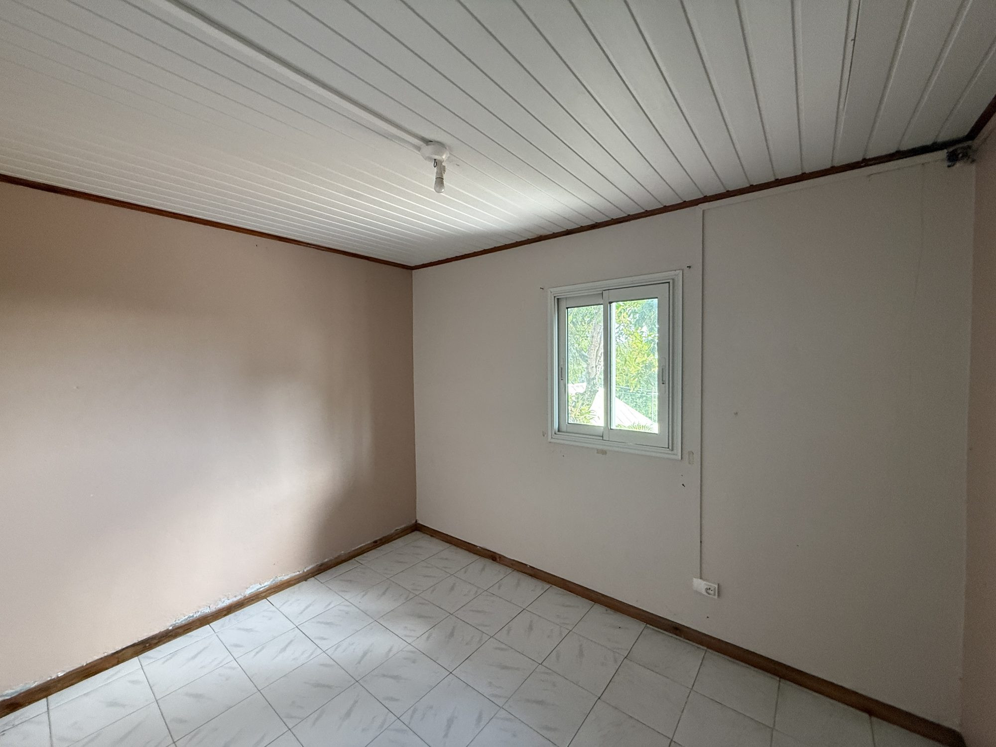 Maison 6 pièces 150 m² · à Le Tampon · 150 m² · 230 000 €