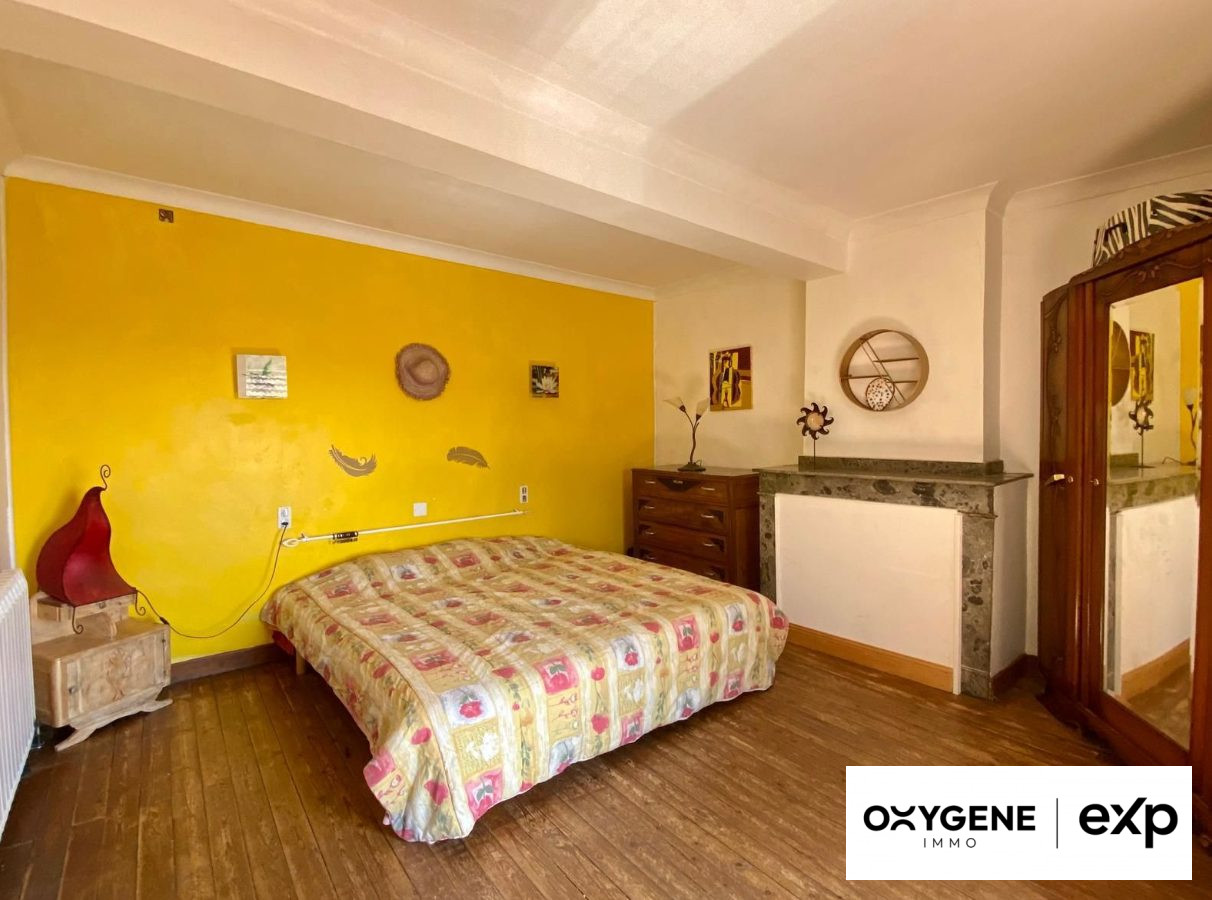 Maison 8 pièces 200 m² · à Limousis · 200 m² · 275 000 €