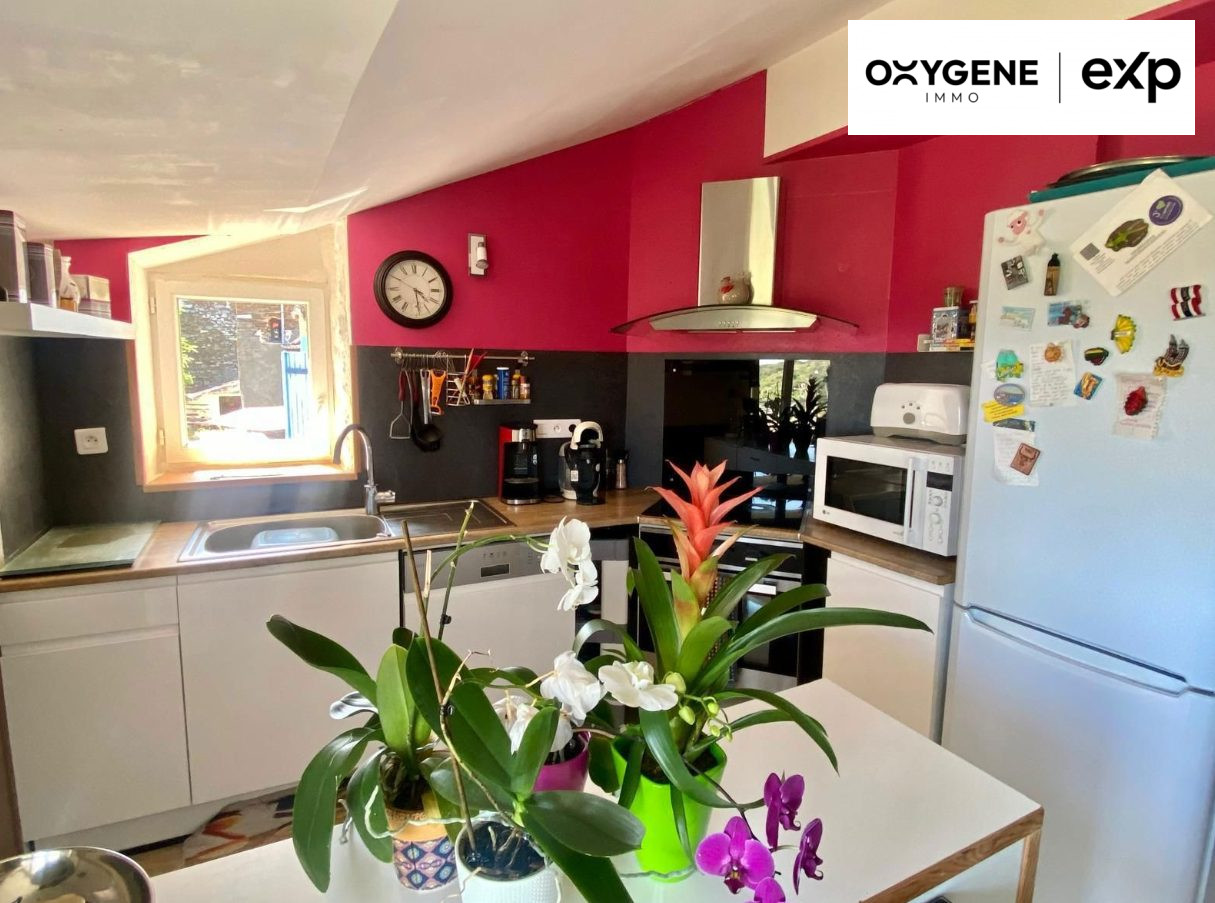 House for sale in Limousis, 200 m²