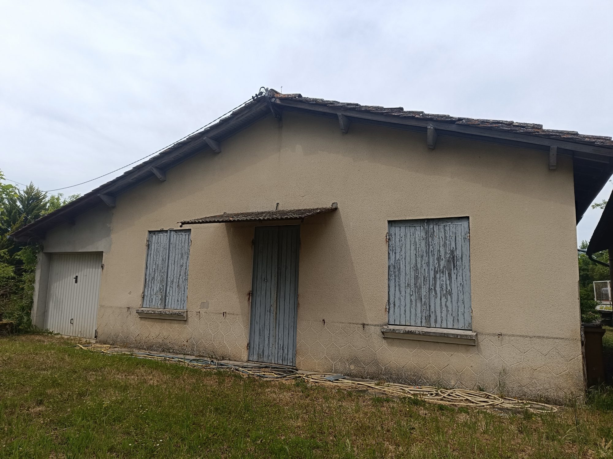 Maison à vendre à Saint-Seurin-sur-l'Isle, 189 m²