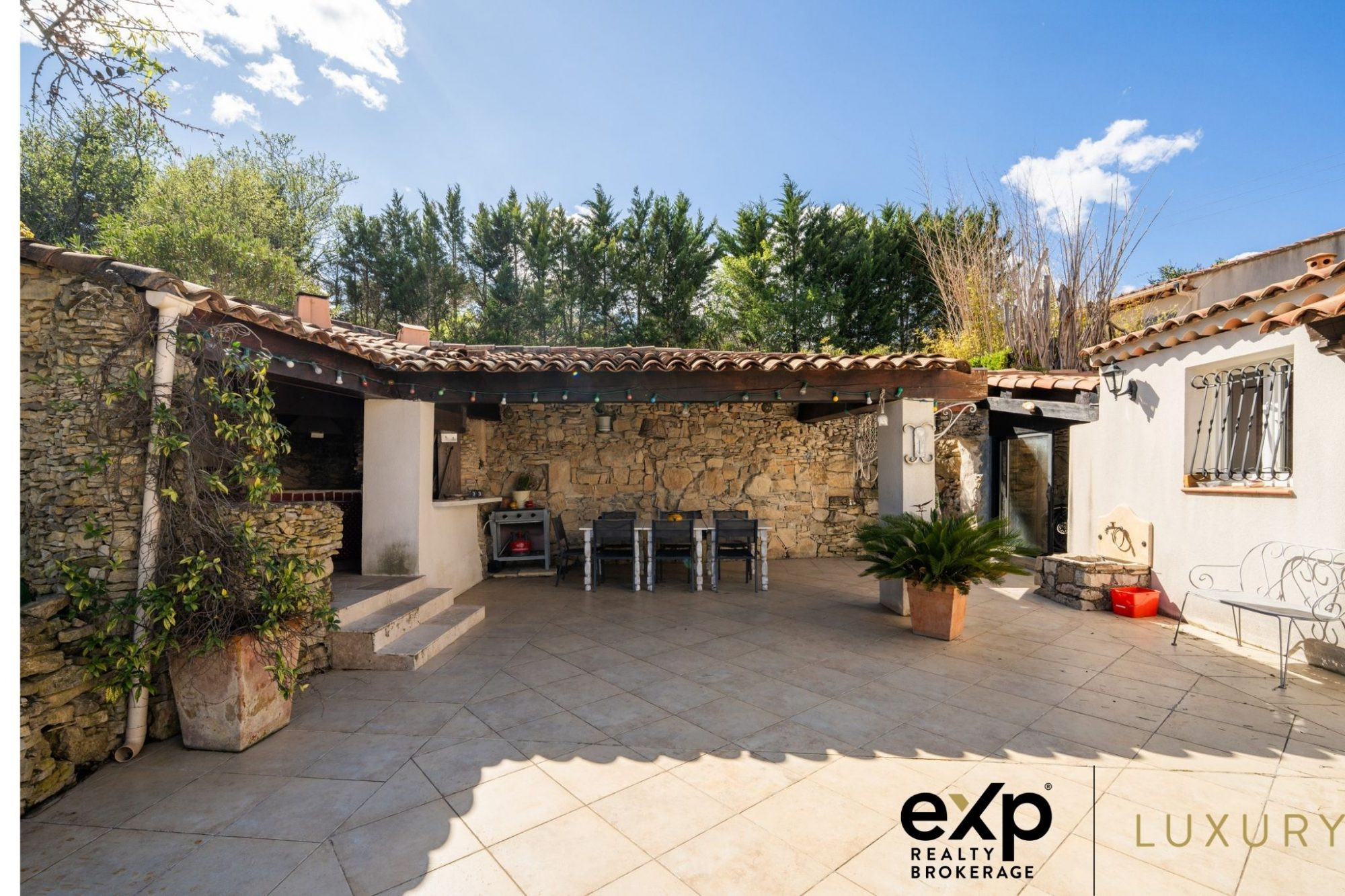 Maison 8 pièces 205 m² · à Belcodène · 205 m² · 830 000 €