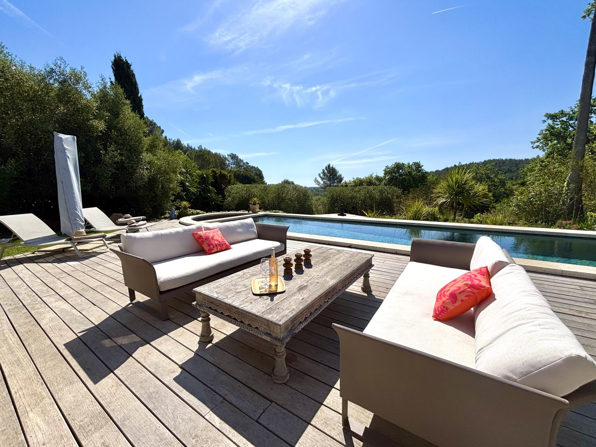 Maison 5 pièces 338 m² · à Valbonne · 338 m² · 2 980 000 €