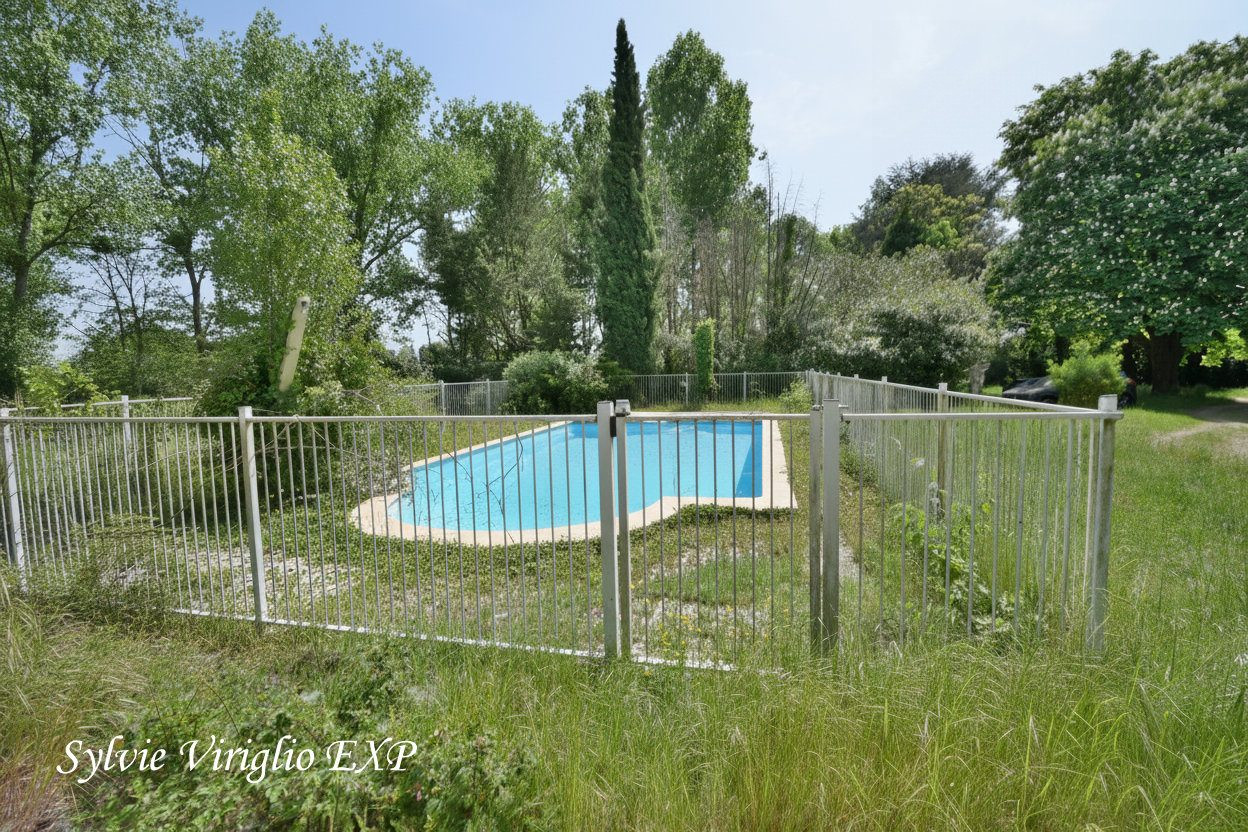 Maison 8 pièces 255 m² · à Montcaret · 255 m² · 366 000 €