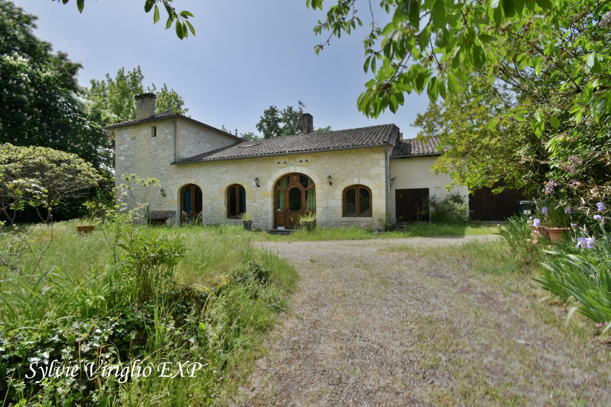 Renovated Former Farmhouse 4