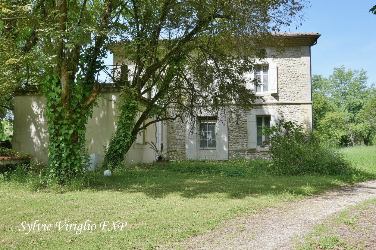 Renovated Former Farmhouse 3