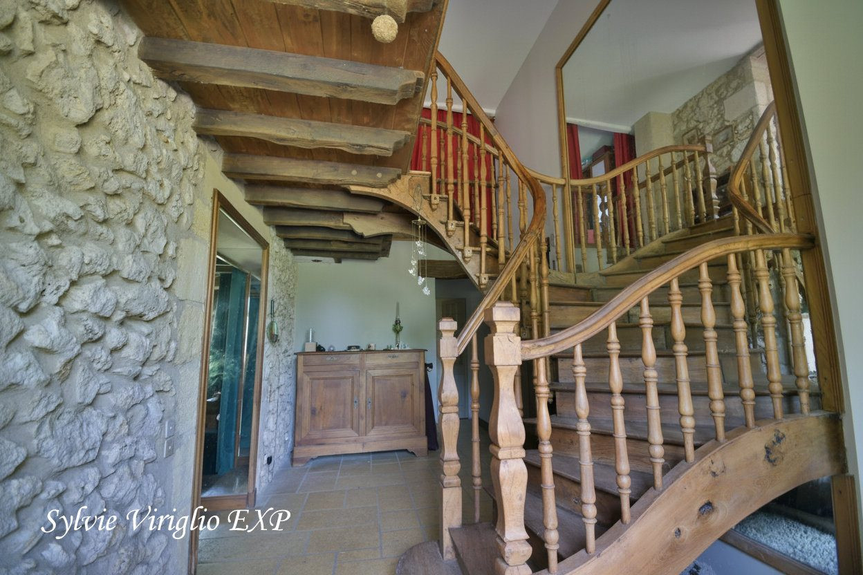 Renovated Former Farmhouse 5
