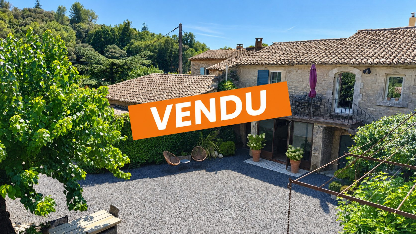 House for sale in Ménerbes, 380 m²