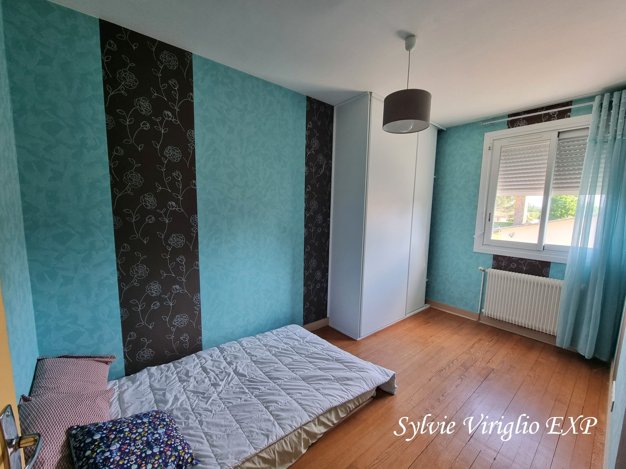 Maison 8 pièces 176 m² · à Lamonzie-Saint-Martin · 176 m² · 190 000 €