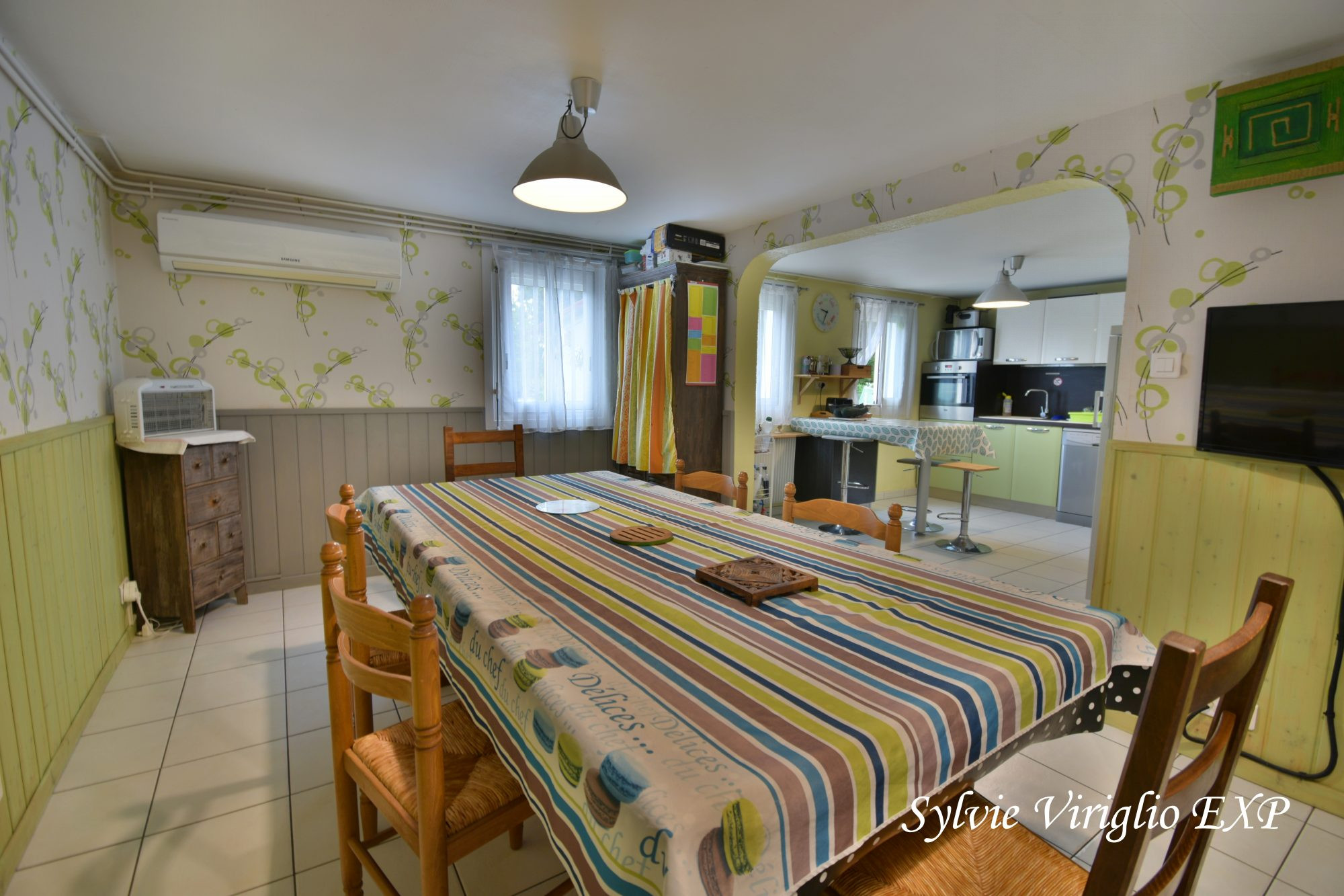 Maison à vendre à Lamonzie-Saint-Martin, 176 m²