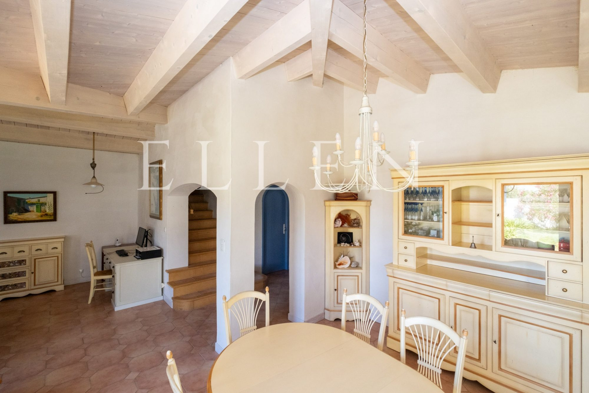 Maison 7 pièces 192 m² · à Le Bois-Plage-en-Ré · 192 m² · 1 759 000 €