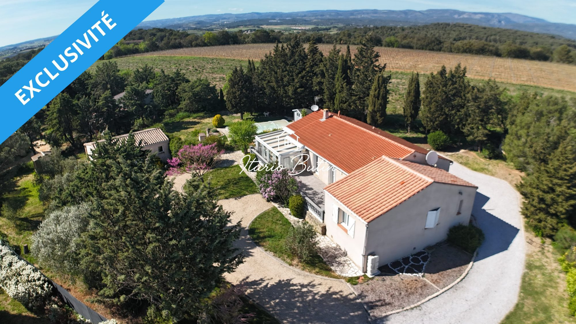 Villa T6 avec piscine et grand terrain au cœur du Minervois