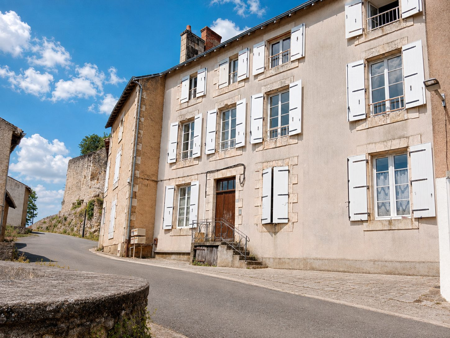 Maison à vendre à Vivonne, 318 m²