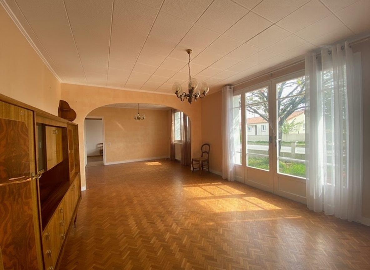 Maison à vendre à Vernoux-en-Gâtine, 112 m²