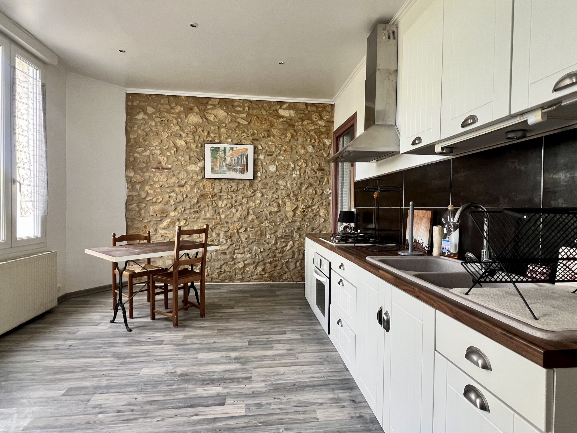 Maison de ville avec extérieur proche gare