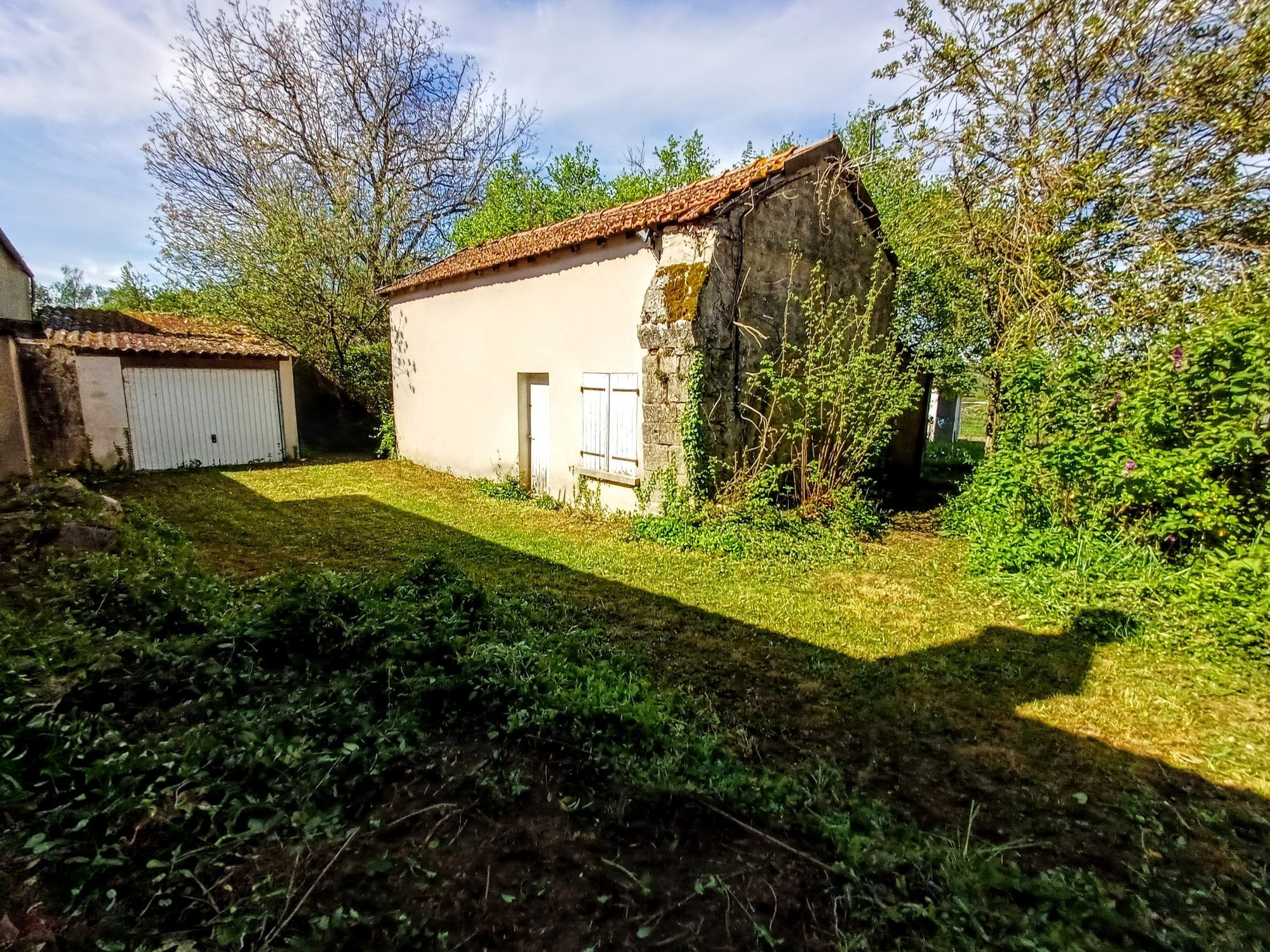 Maison 6 pièces 146 m² · à Rougemont · 146 m² · 184 250 €