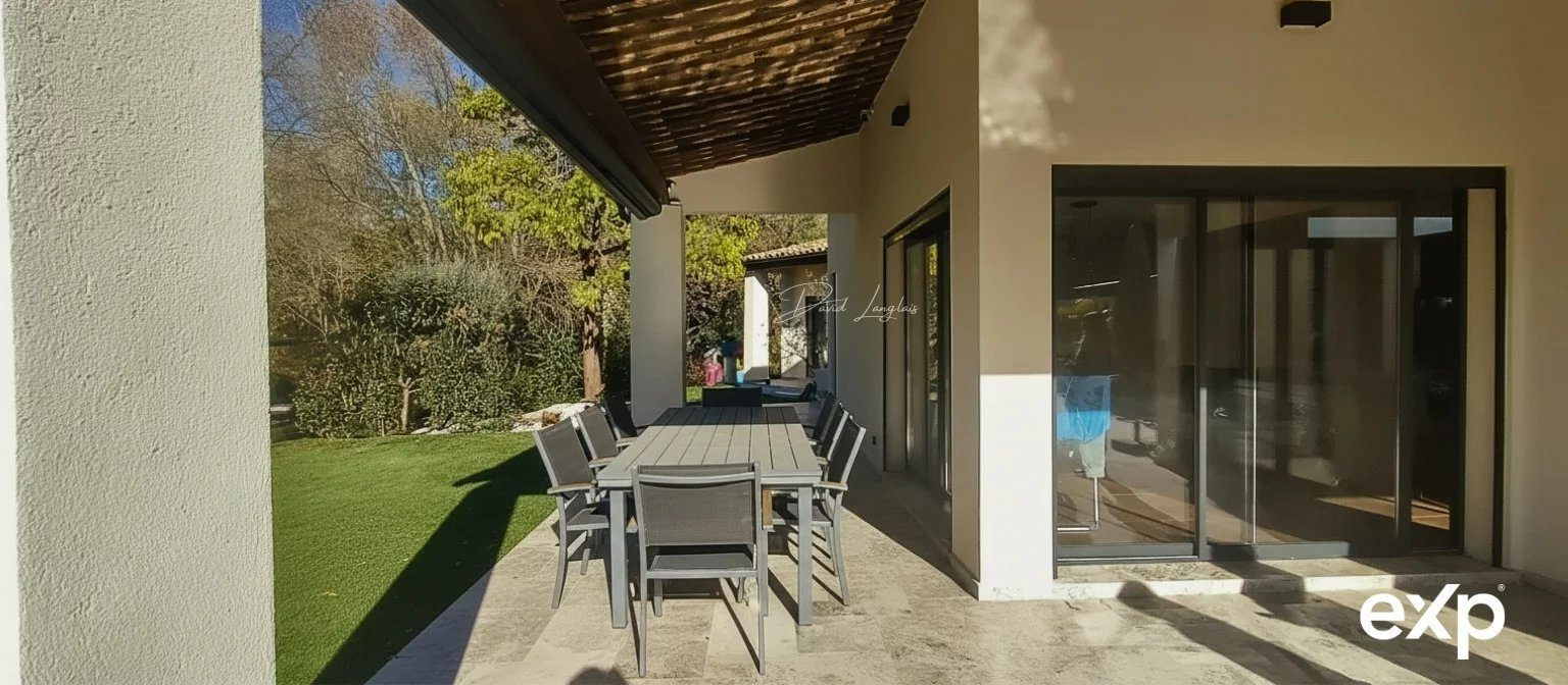 Maison 5 pièces 180 m² · à Roquefort-les-Pins · 180 m² · 1 198 000 €