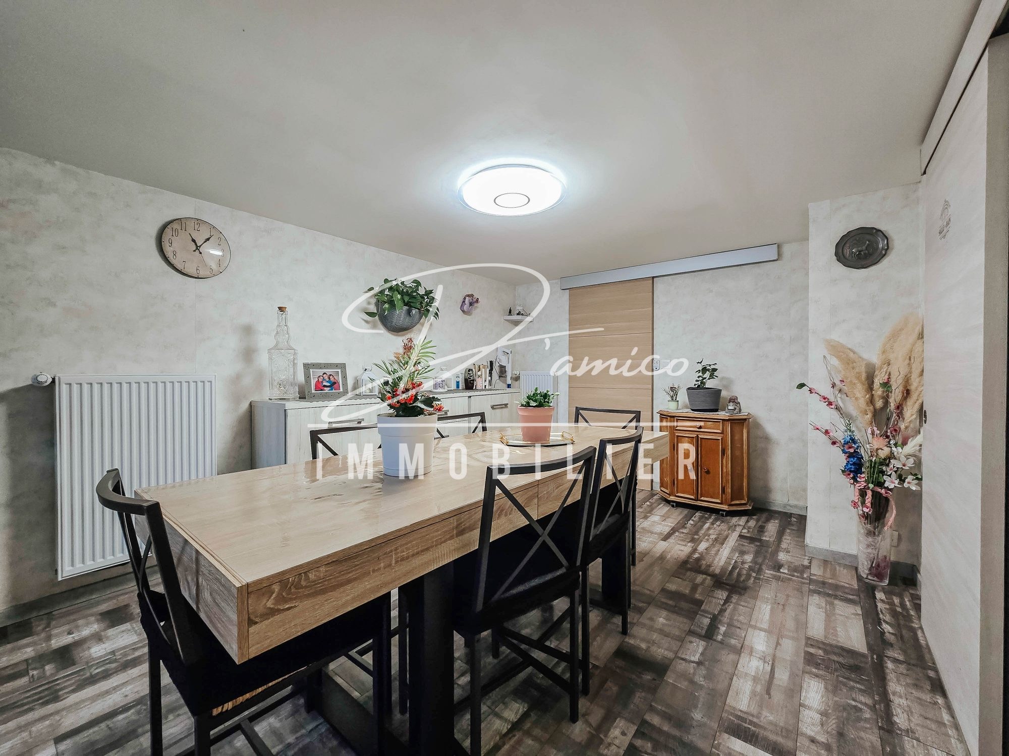 Maison semi-individuelle 122 m² à Lourches – 5 chambres, jardin, DPE C, très économique