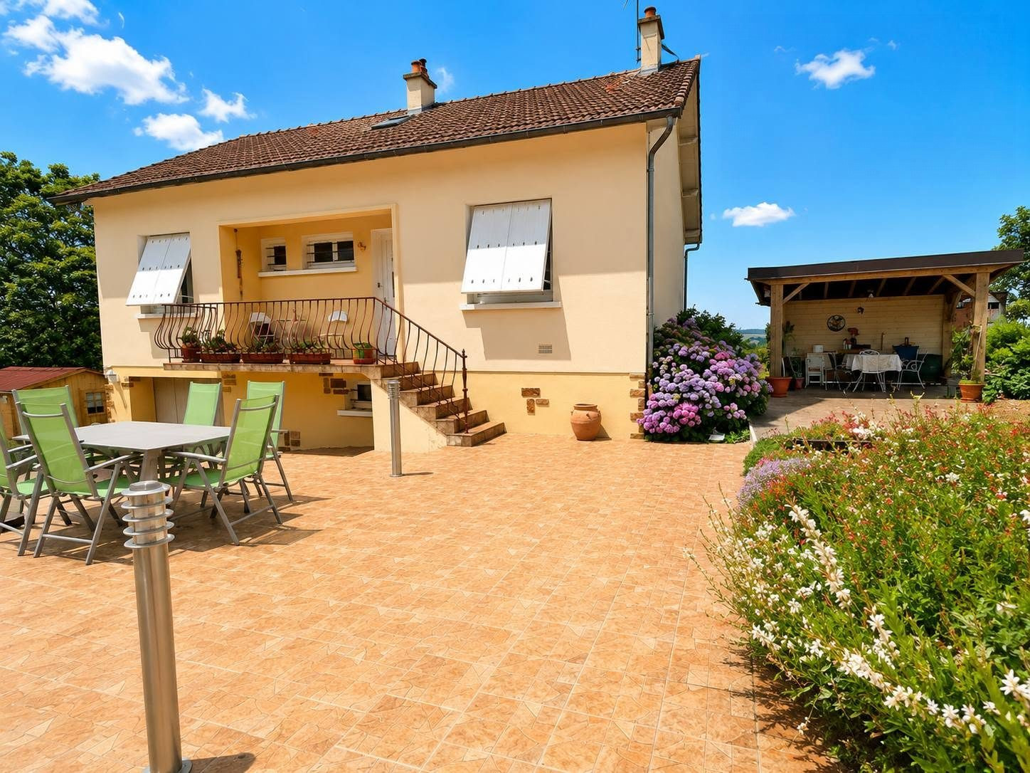 Maison à vendre à Peyrat-de-Bellac, 96 m²