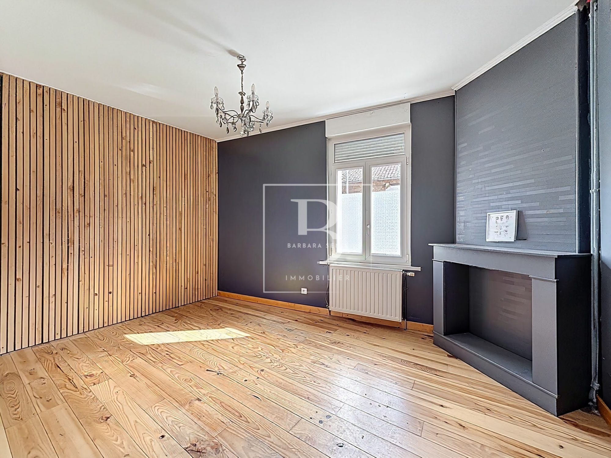 MORCHIES - 3-Bedroom House with Outbuildings, Barn and Garden 4