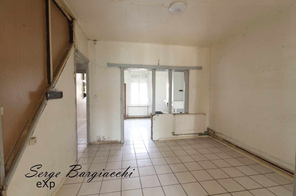 HIGH POTENTIAL – 110 m² – 4 bedrooms – garden + possible garage 4