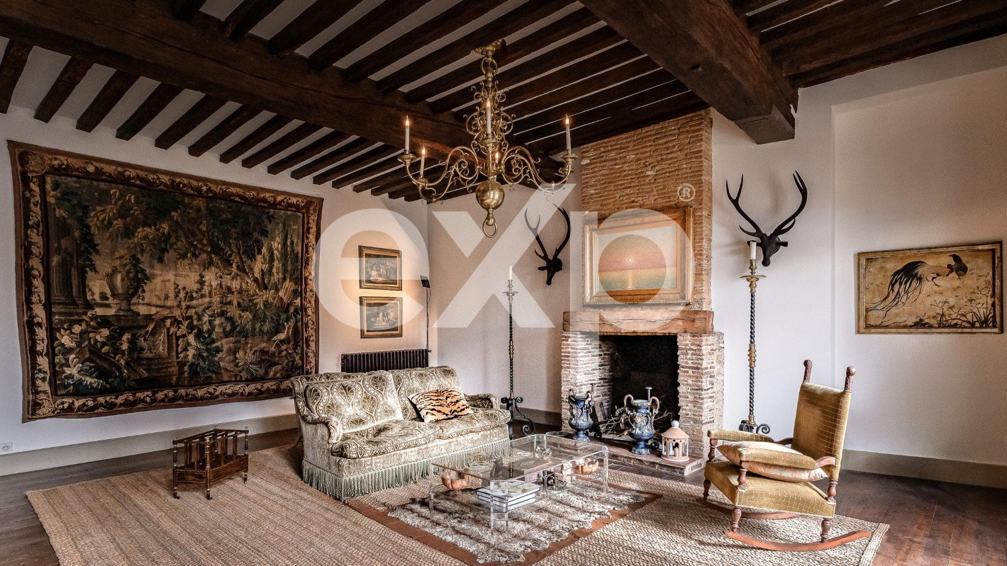 At the heart of the 1291 bastide - Characterful residence 300 m² with garden 3