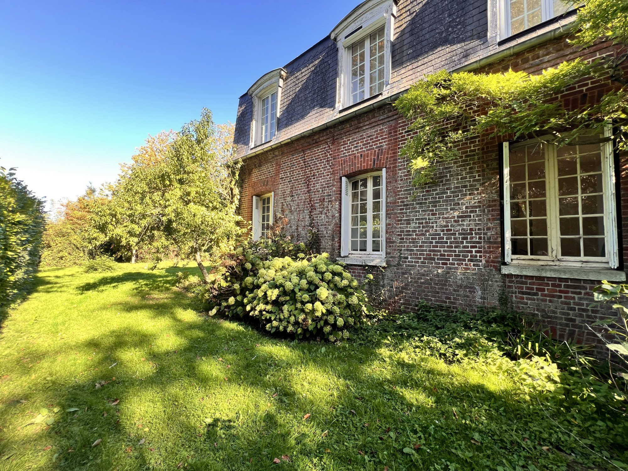 Longère du XIXème siècle, de 305 m² sur 2500 m² de terrain
