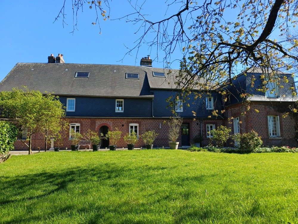 Longère du XIXème siècle, de 305 m² sur 2571 m² de terrain