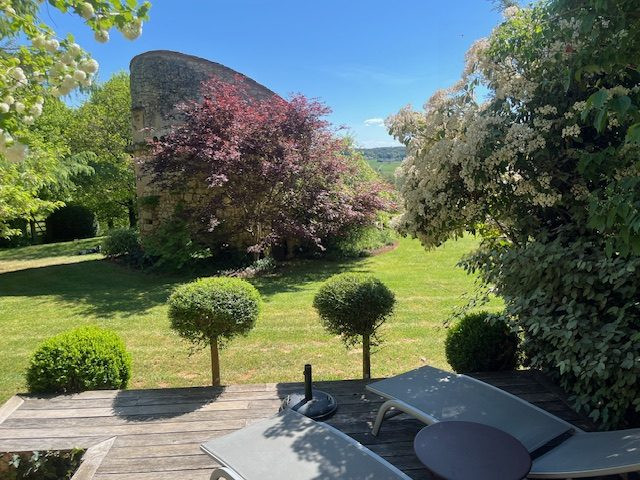 Maison 30 pièces 565 m² · à Clermont-de-Beauregard · 565 m² · 2 600 000 €