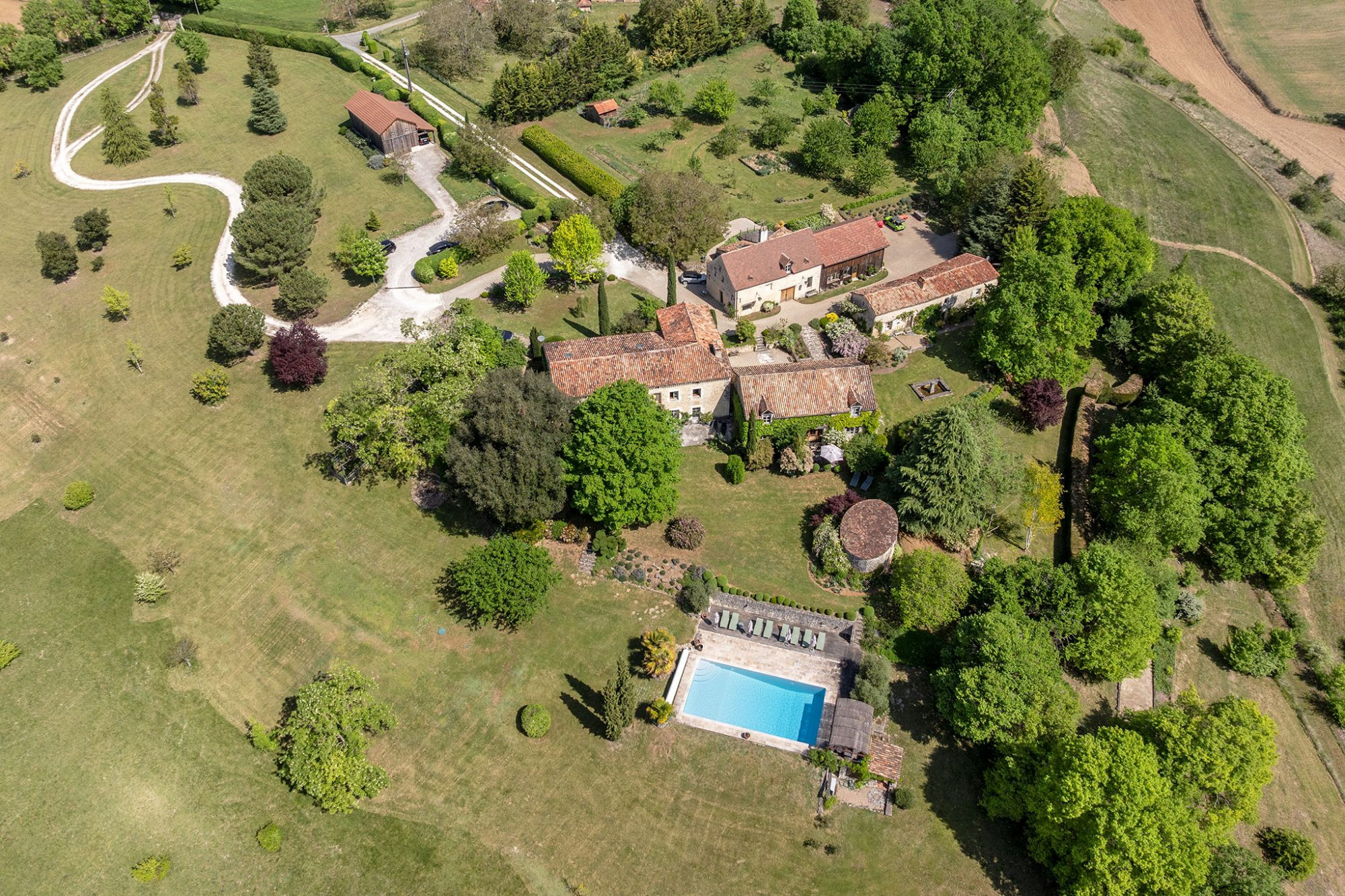 Domaine d'exception sur 17 hectares entre Bergerac et Périgueux AUX PORTE