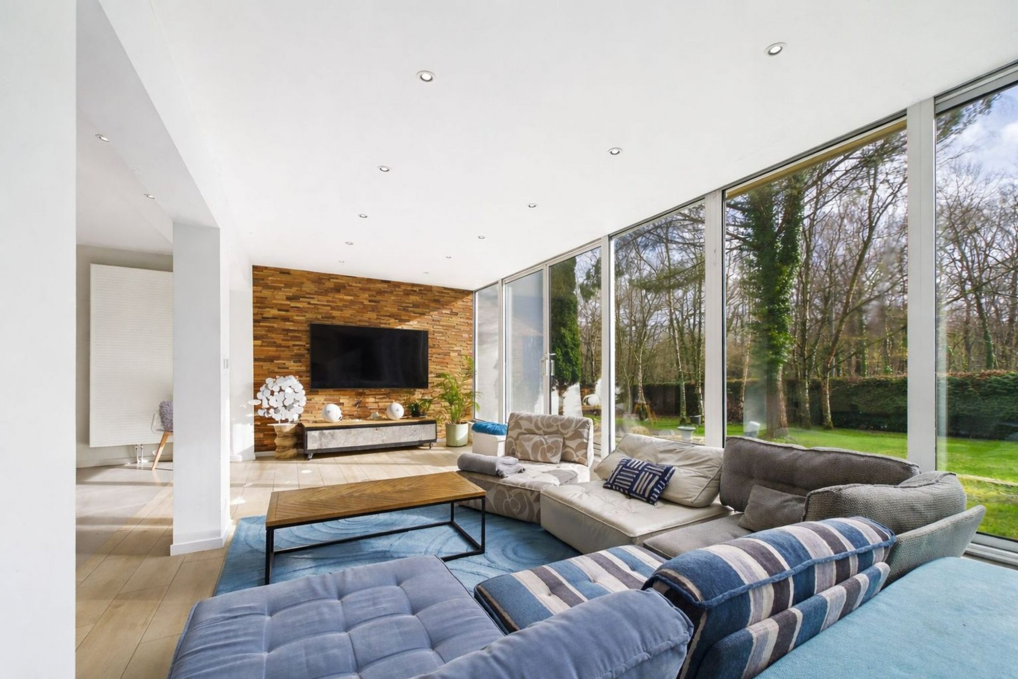 Maison à vendre à Saint-Sébastien-sur-Loire, 420 m²