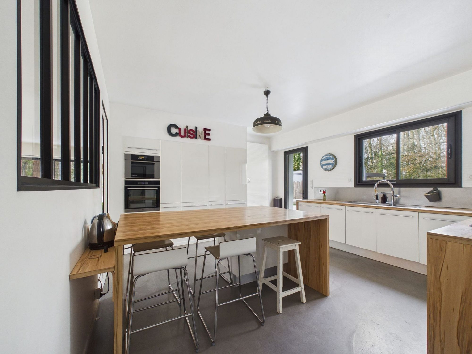 Maison à vendre à Saint-Sébastien-sur-Loire, 420 m²