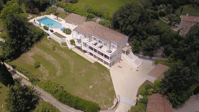 Maison 11 pièces 385 m² · à Tourrettes-sur-Loup · 385 m² · 2 995 000 €