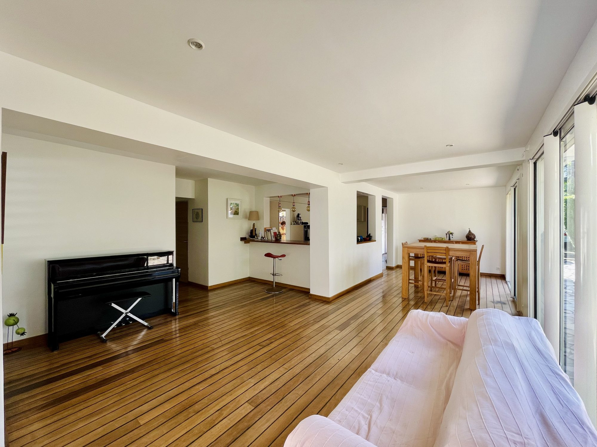 Maison 7 pièces 175 m² · à La Ravine des Cabris · 175 m² · 680 000 €