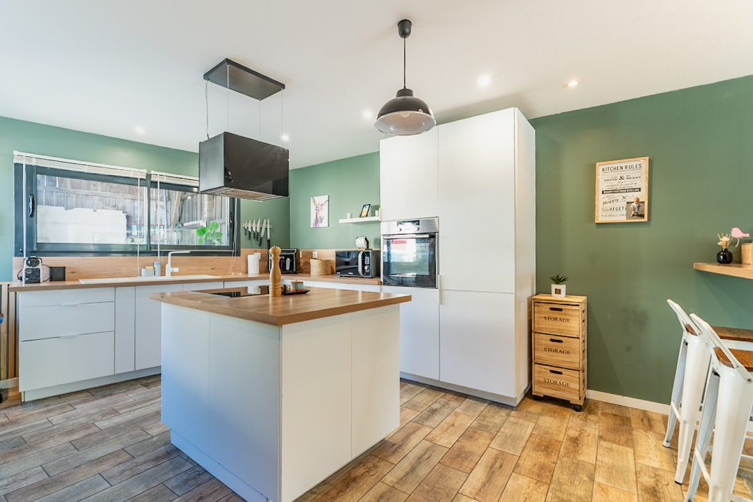 Maison à vendre à Belin-Béliet, 130 m²