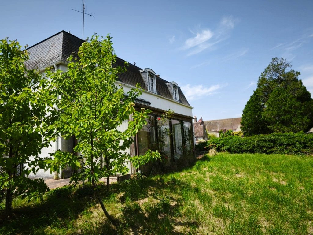 Maison à vendre à Charny Orée de Puisaye, 318 m²