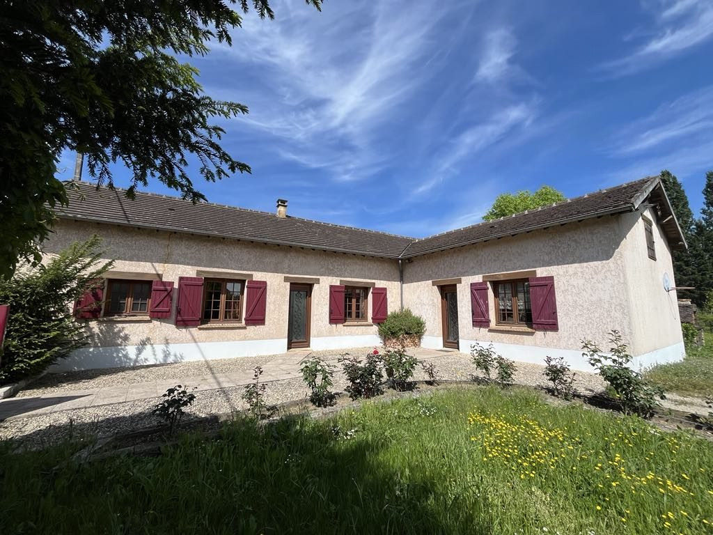 Maison à vendre à Joigny, 150 m²