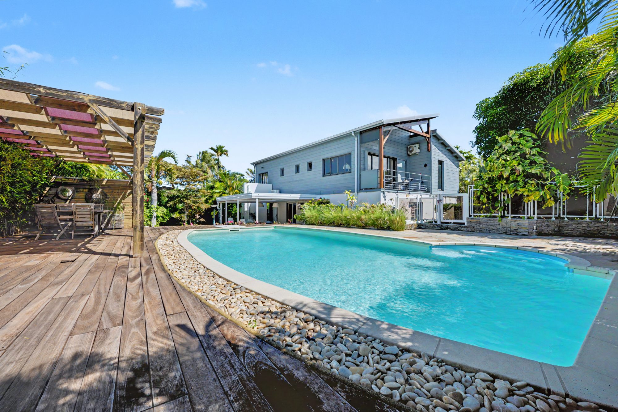 Maison à vendre à Saint-Pierre, 223 m²