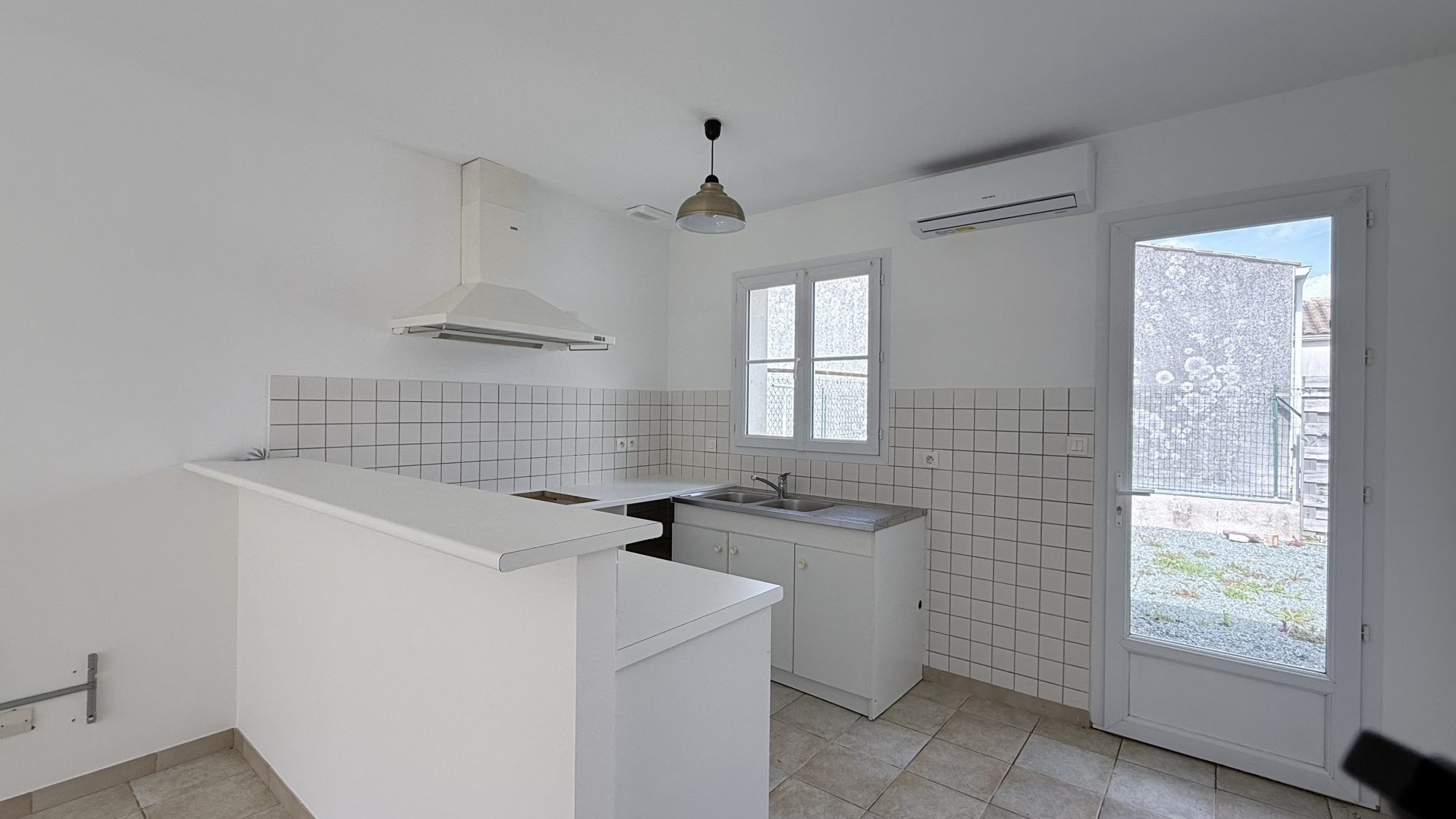 Maison 6 pièces 140 m² · à Clavette · 140 m² · 517 650 €