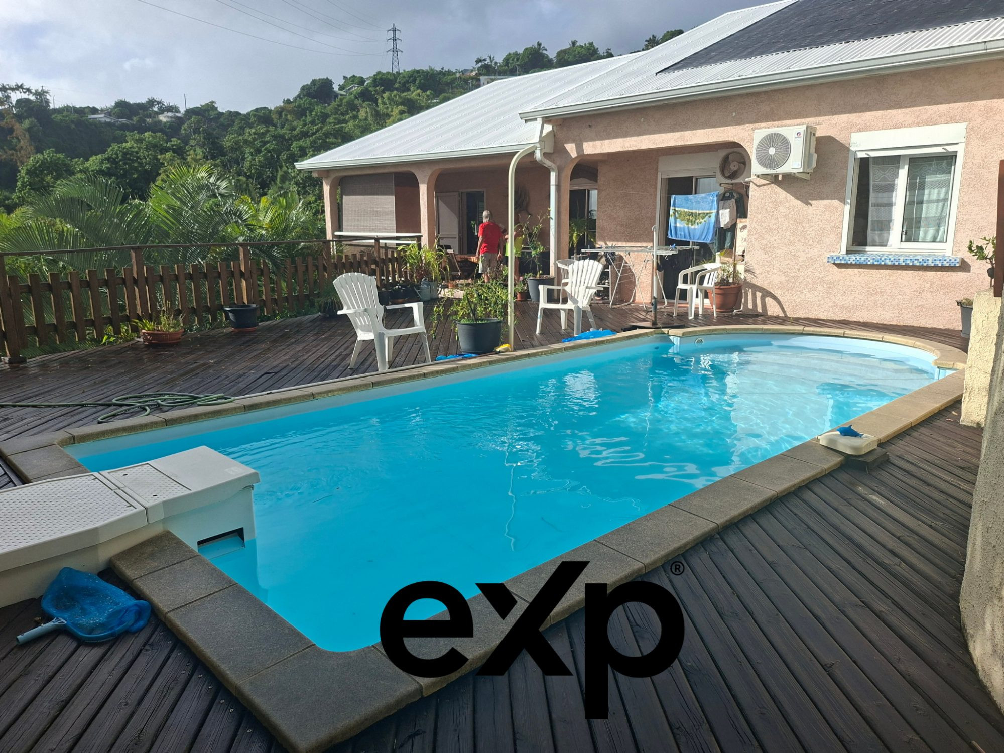 VILLA T6