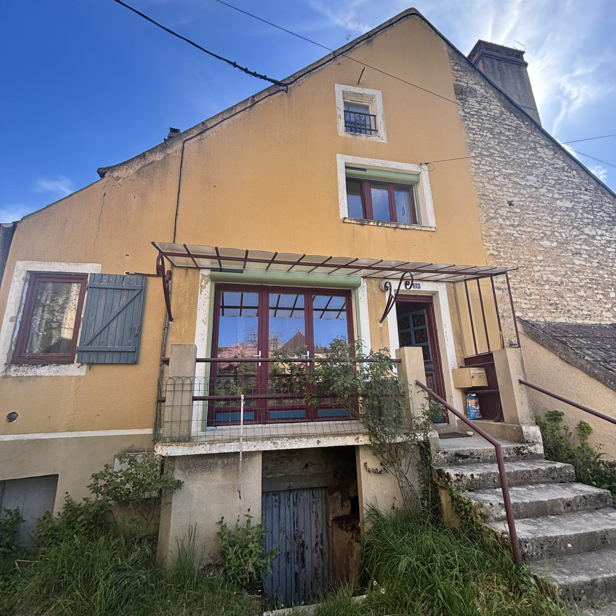 Atypical House 3
