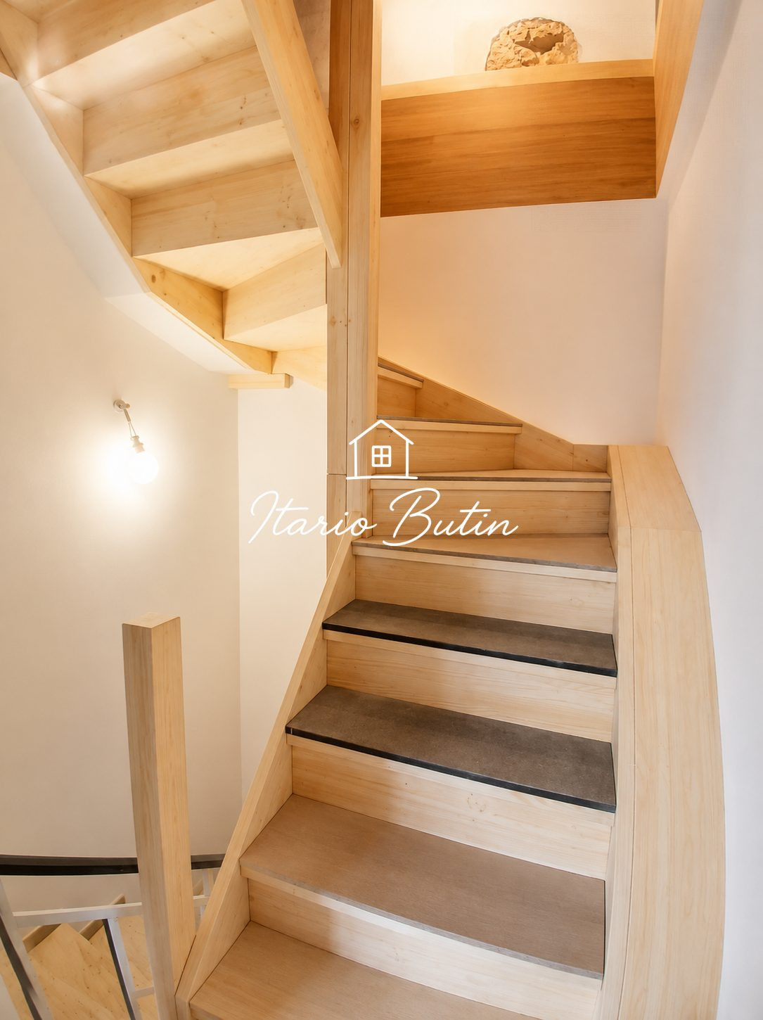 Maison 7 pièces 113 m² · à Puissalicon · 113 m² · 125 000 €