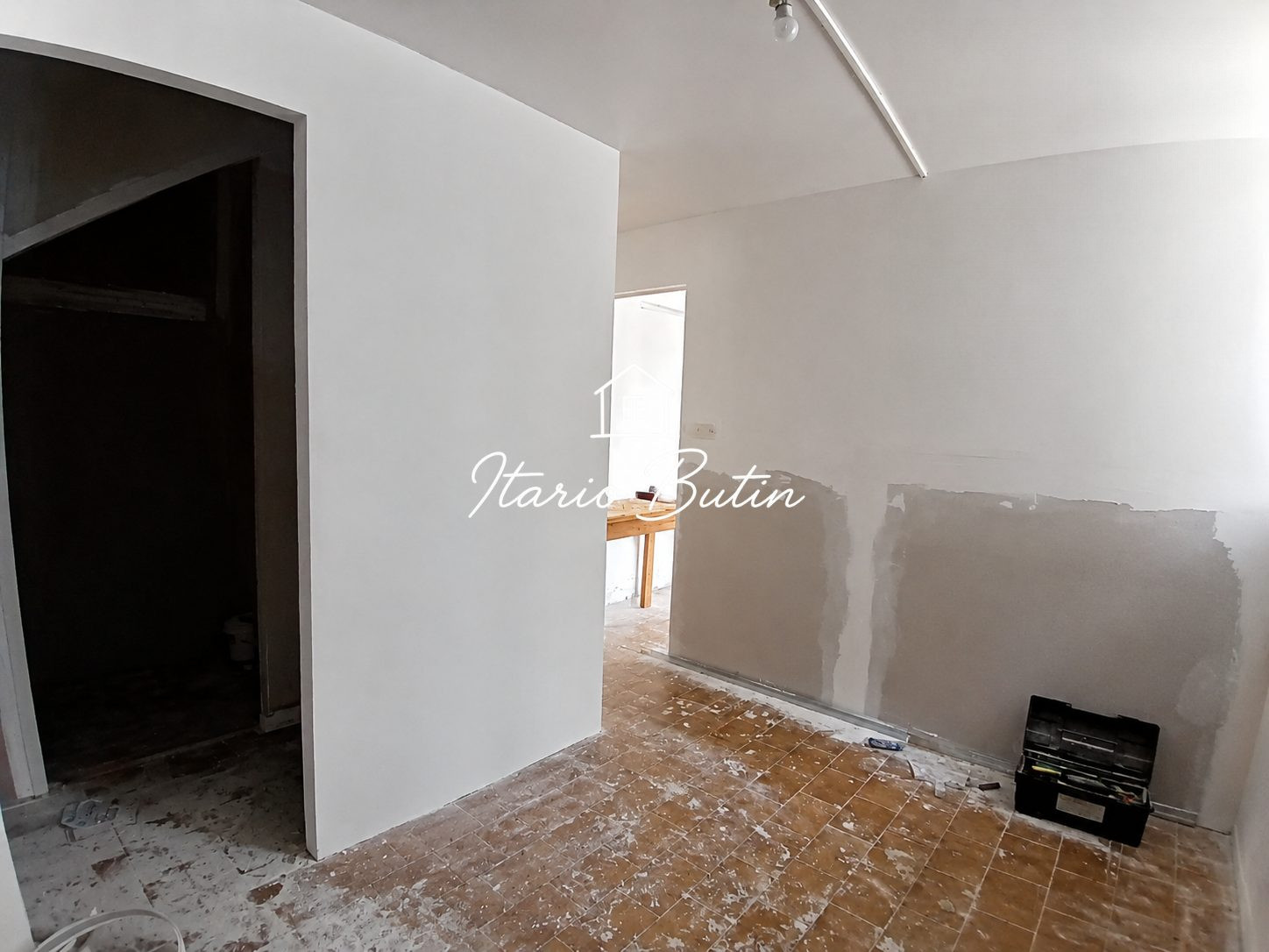 House for sale in Puissalicon, 113 m²