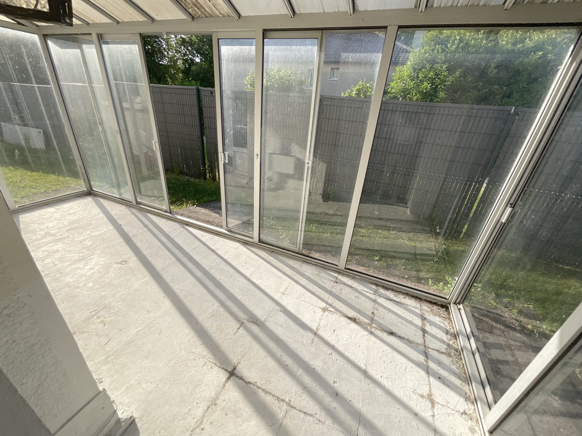 Maison à vendre à Saint-Julien-les-Villas, 92 m²