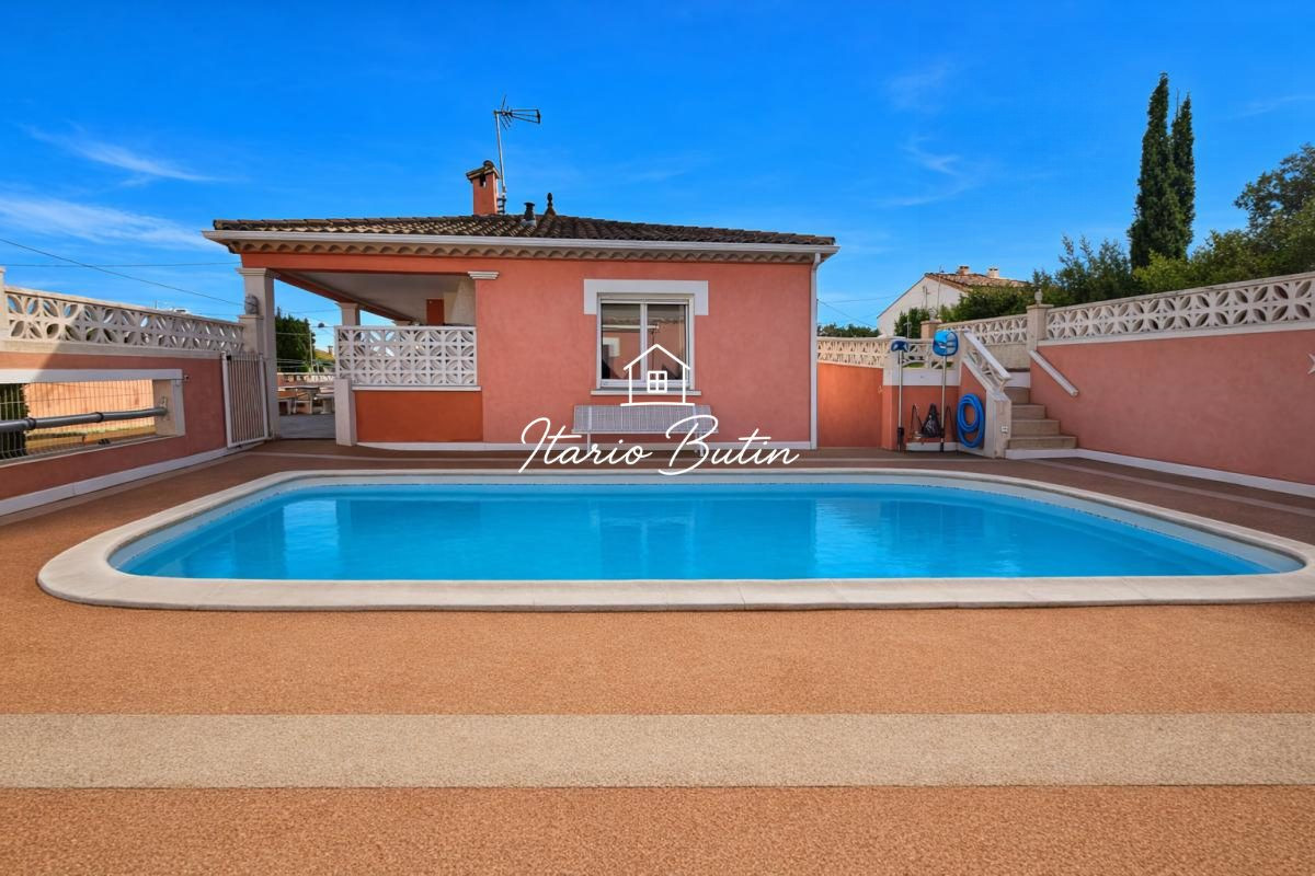 Maison à vendre à Cazouls-lès-Béziers, 200 m²